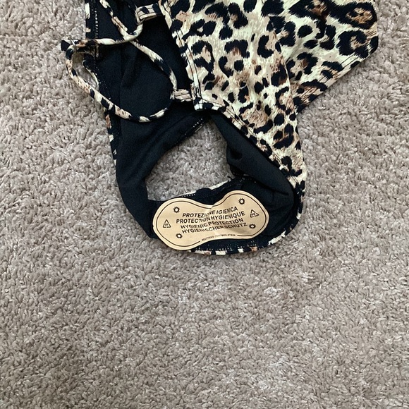 Leopard One Shoulder One Piece Swim - Picture 3 of 3